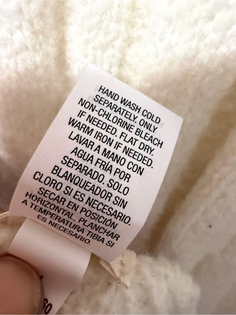 Universal Thread cream cable